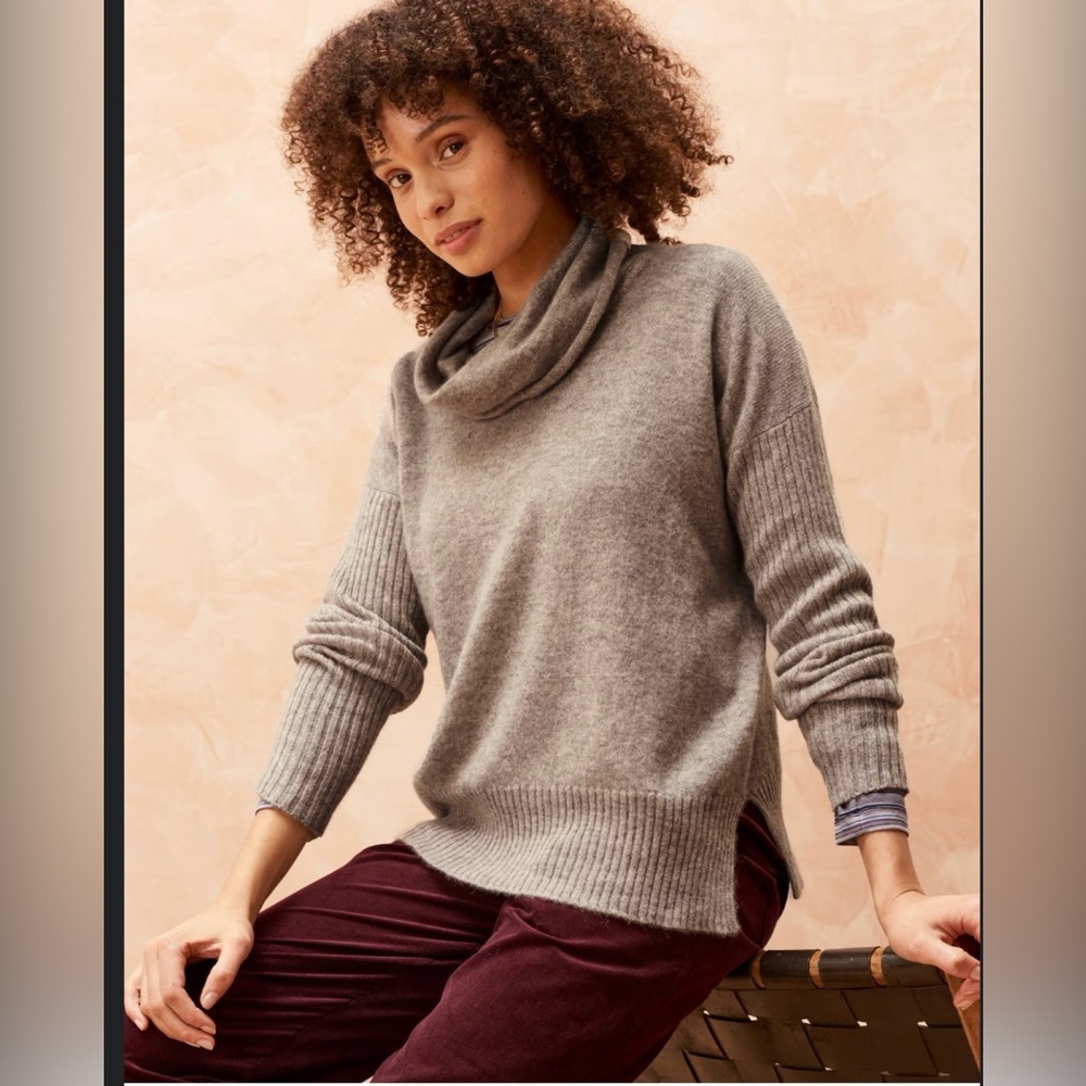 BRORA Scottish 100% Cashmere Gauzy Polo Turtleneck Top Size Small/Medium